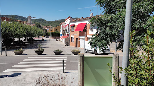 Casa Ionita Restaurant Centre cívic Olesa de Bonesvalls