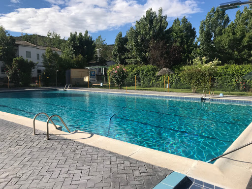 Piscina - Restaurante “El Paraíso”
