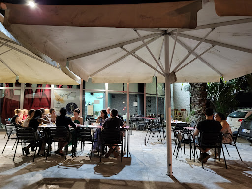 Loro Charly Ripollet Restaurant
