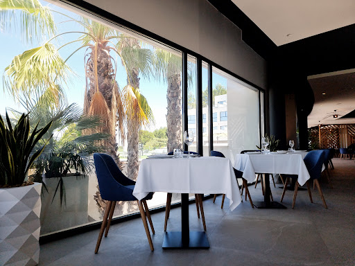 El Balcón de La Sella Restaurant & Lounge