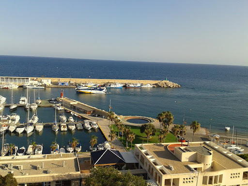 Restaurant El Nàutic by Rubén Gallardo