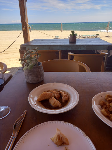 Oblikue Xiringuito Santvi