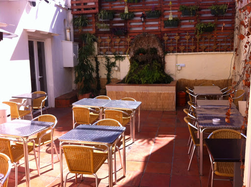 Restaurante y vinoteca Cal Sant