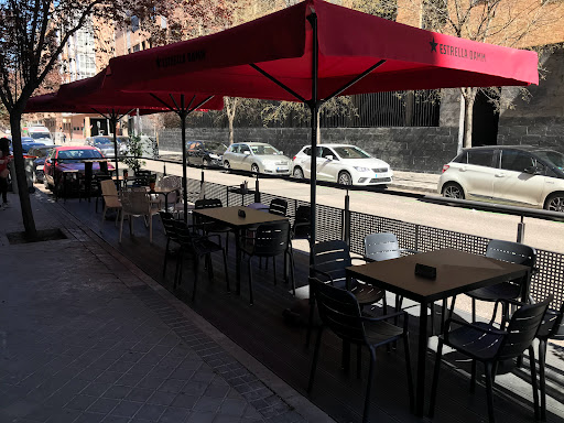 Restaurante "Divino Tinto"