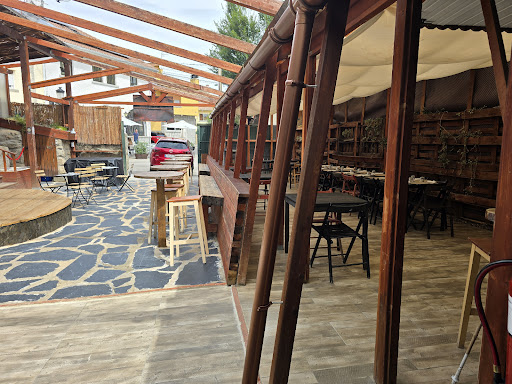nuestro SHANGRI-LA | Club de Música | Restaurante Los Molinos