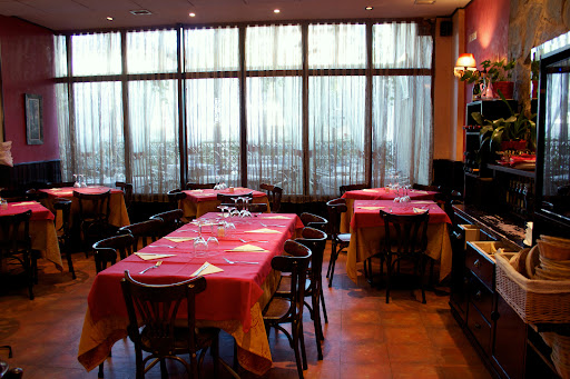 Cervecería Restaurante Parada y Fonda