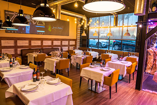Restaurante Al Punto Rivas: carnes, pescados y asador