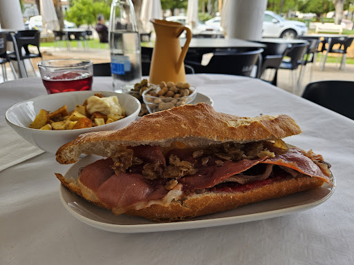 Pueblo Viejo Bar Restaurante